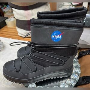 NASA ASTRONAUT SPACE BOOTS SZ:10 COLD WEATHER WATER RESIST COSPLAY NEW W/BOX NWT